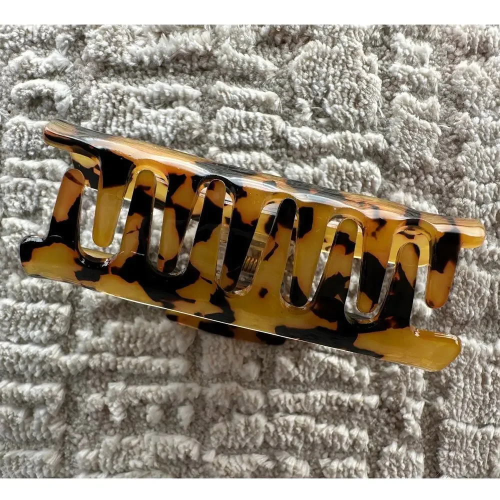 Tortie Claw Clip